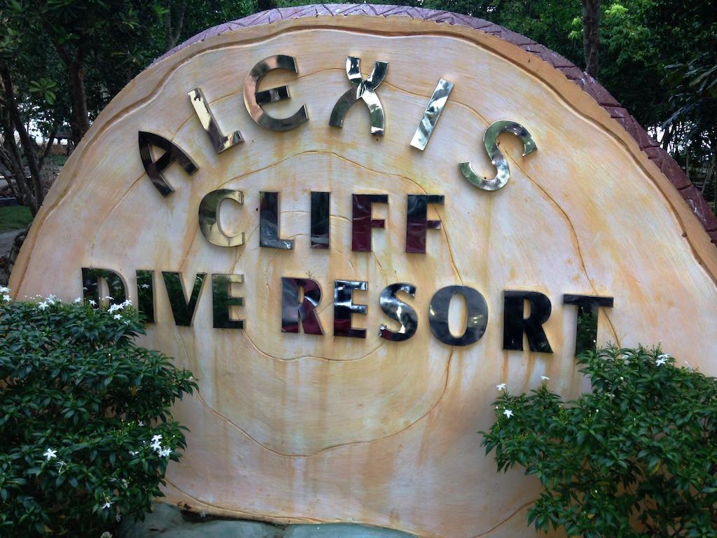 Alexis Cliff Dive Resort Панглао Екстериор снимка